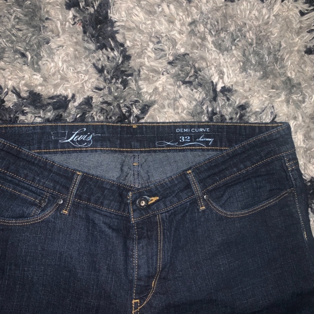Jeans - Picture 2 of 3